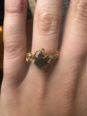 Salt & Pepper Diamond 18k gold Engagement Ring